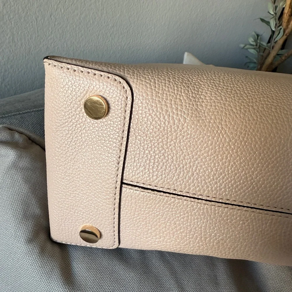 Michael Kors Mercer Leather Tote Bag - Picture 5 of 11